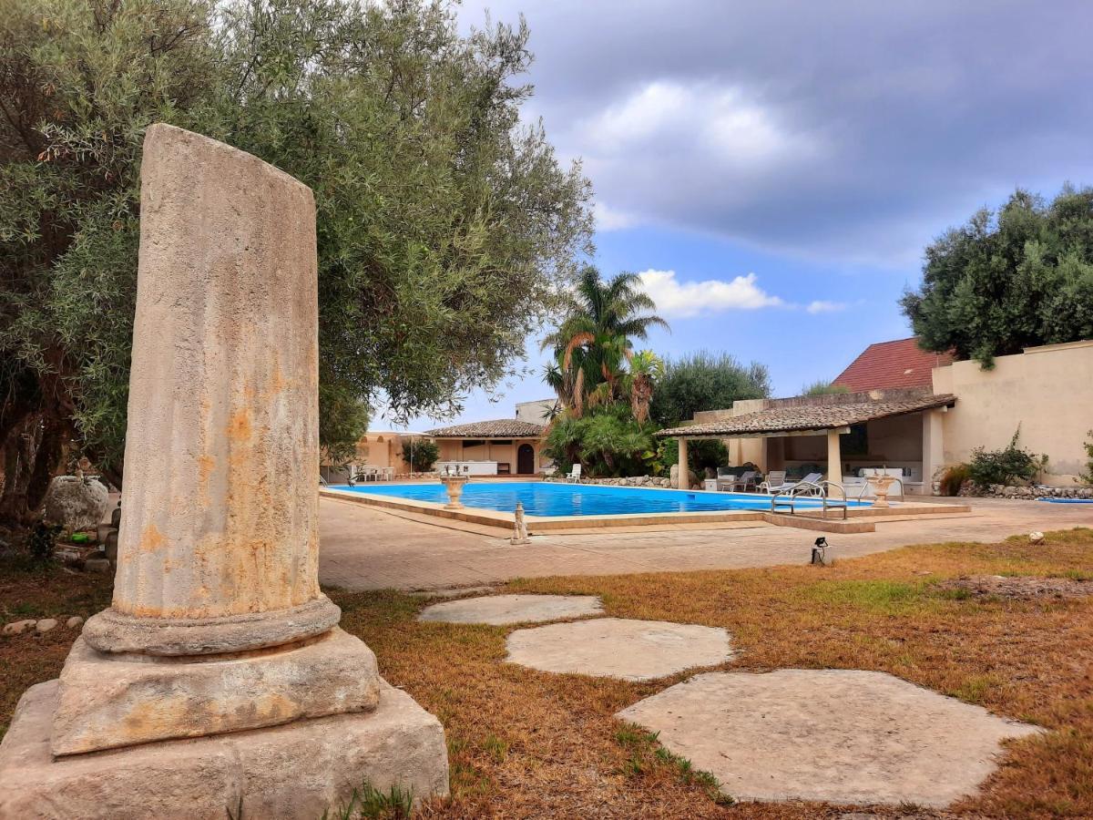 Villa Del Commendatore Sirugo Авола Экстерьер фото